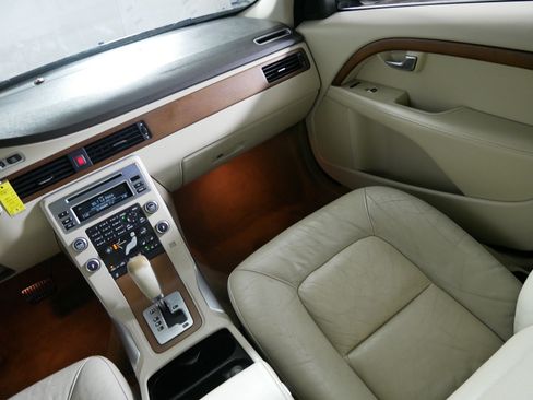 Used 2010 Volvo S80 3.2 FWD image 11