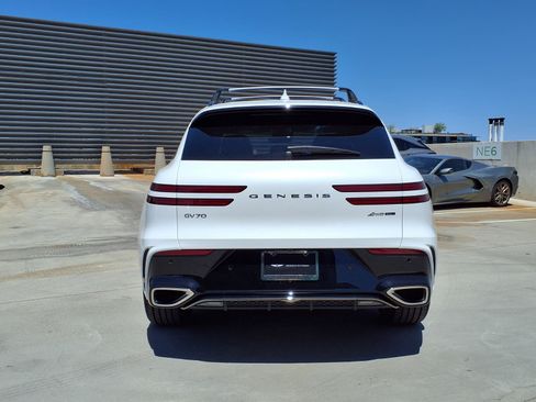 Certified 2026 Genesis GV70 3.5T Sport Prestige AWD/4WD image 5