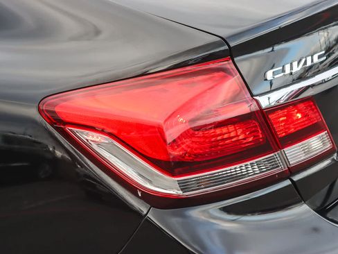 Used 2013 Honda Civic LX image 8