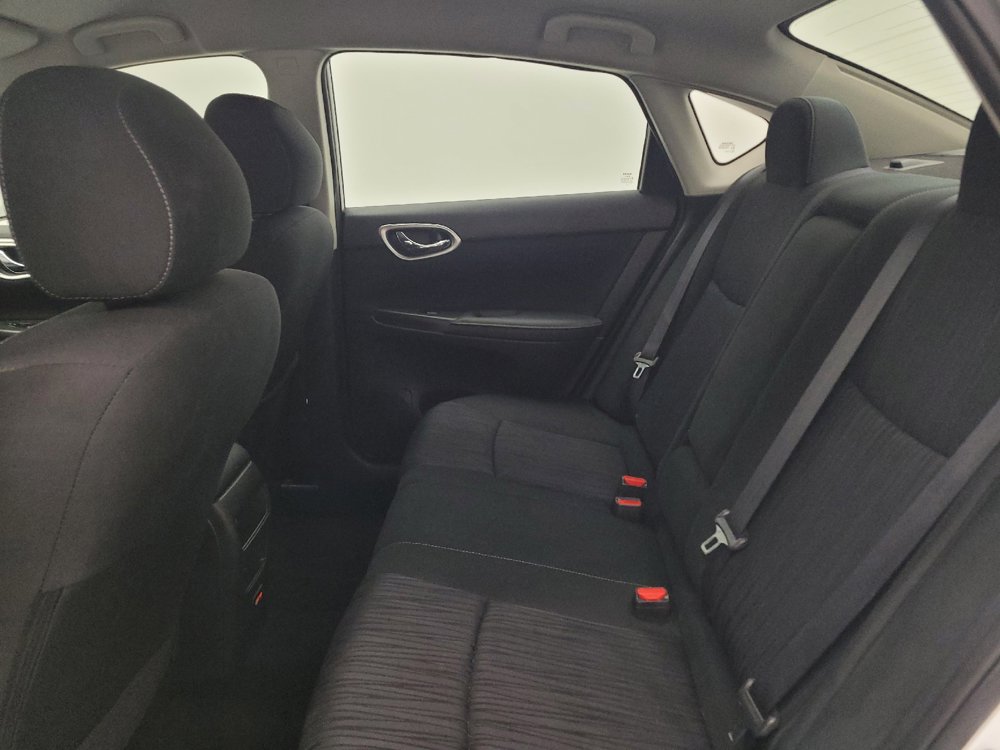 Used 2019 Nissan Sentra SV FWD image 18