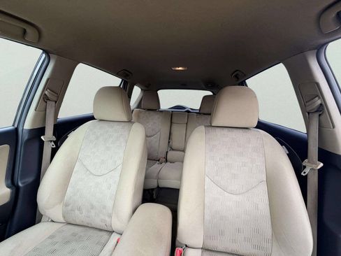 Used 2012 Toyota RAV4 FWD w/ Value Pkg image 16