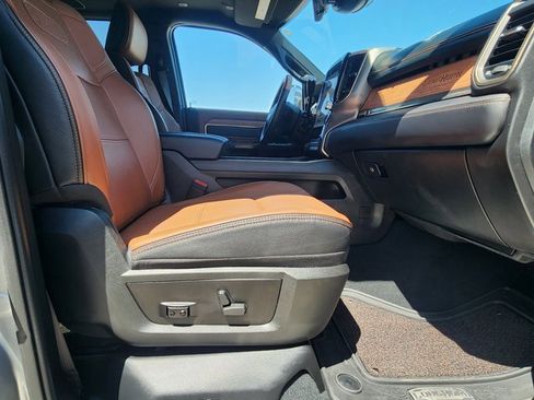 Used 2022 RAM 3500 Limited image 17