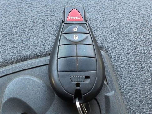 Used 2014 RAM 1500 Big Horn image 30