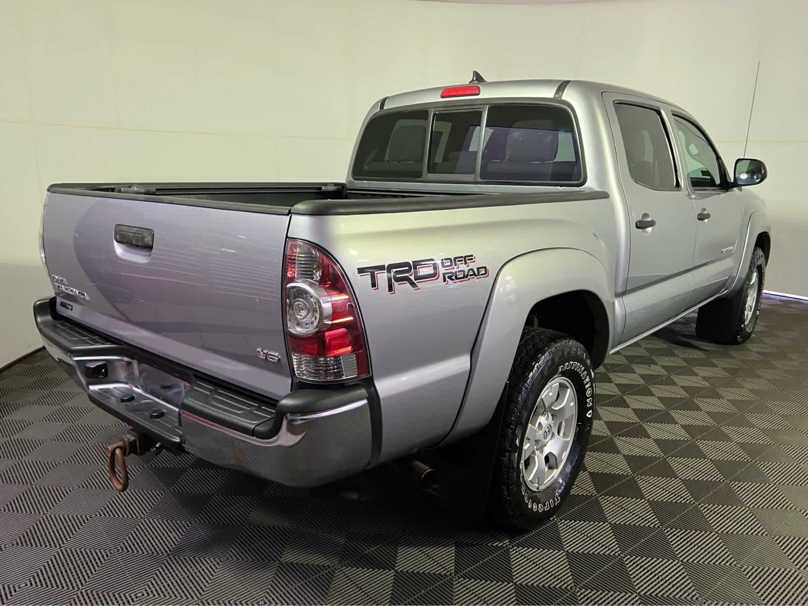Used 2015 Toyota Tacoma 4x4 Double Cab w/ TRD Off-Road Package image 7