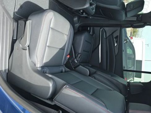 New 2026 Chevrolet Traverse Z71 w/ Enhanced Driving Package image 9