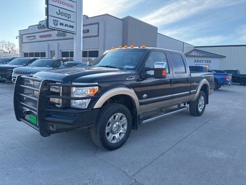 Used 2014 Ford F350 King Ranch w/ King Ranch w/Chrome Package image 2