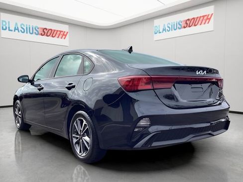 Used 2023 Kia Forte LXS image 5