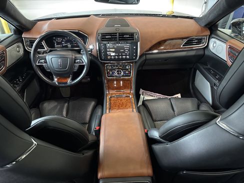 Used 2019 Lincoln Continental Black Label AWD/4WD image 31