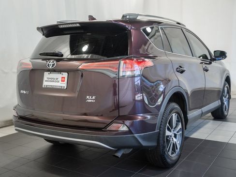 Used 2018 Toyota RAV4 XLE w/ Plus Extra Value Package AWD/4WD image 4