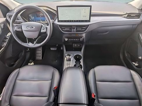 Used 2024 Ford Escape Platinum AWD/4WD image 28