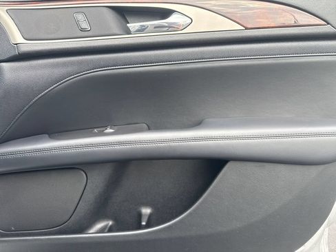 Used 2017 Lincoln MKZ Select FWD image 46