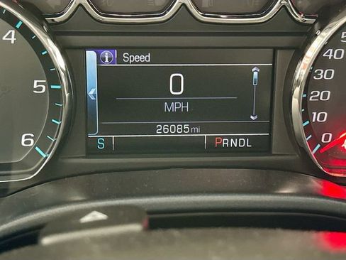 Used 2018 Chevrolet Silverado 1500 LT w/ All Star Edition AWD/4WD image 13