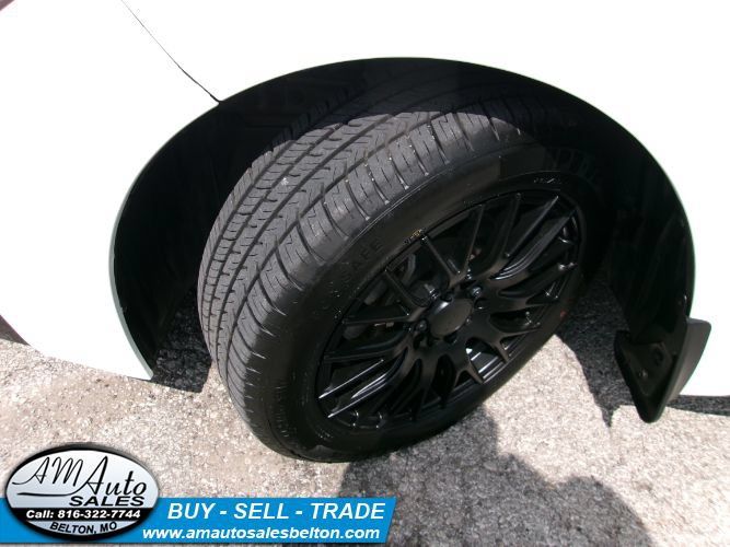 Used 2022 Toyota Corolla SE FWD image 21