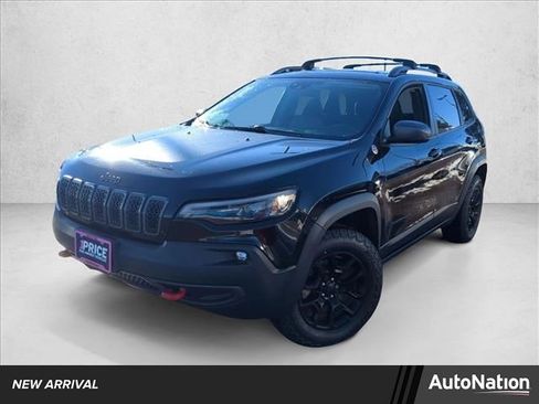 Used 2019 Jeep Cherokee Trailhawk image 1