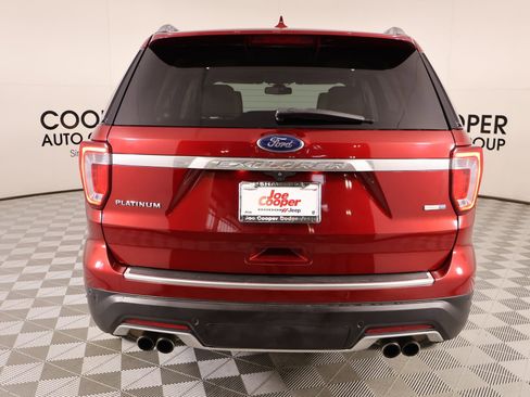 Used 2018 Ford Explorer Platinum AWD/4WD image 25