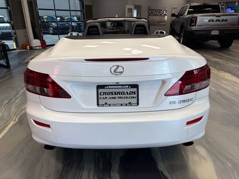 Used 2011 Lexus IS 250C RWD image 33