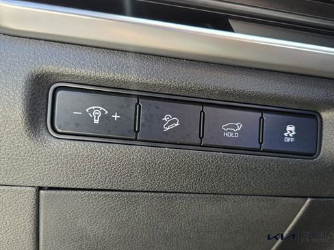 Used 2023 Kia Telluride EX image 33