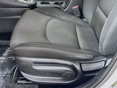 Used 2024 Kia Forte LX FWD image 21