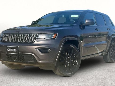 Used 2021 Jeep Grand Cherokee Laredo X RWD image 15