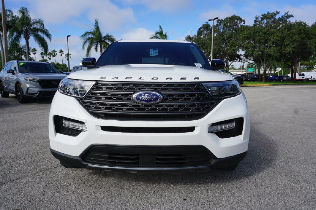 Used 2023 Ford Explorer XLT w/ Equipment Group 202A RWD image 32
