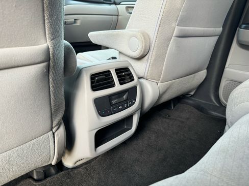 Used 2016 Honda Pilot EX image 29