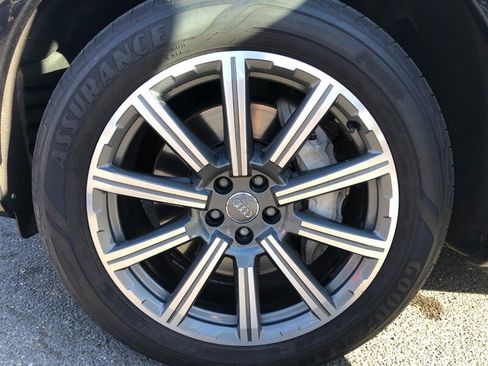 Used 2017 Audi Q7 3.0T Premium Plus AWD/4WD image 18