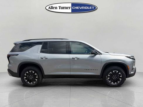 New 2026 Chevrolet Traverse Z71 w/ Driver Confidence Package AWD/4WD image 3