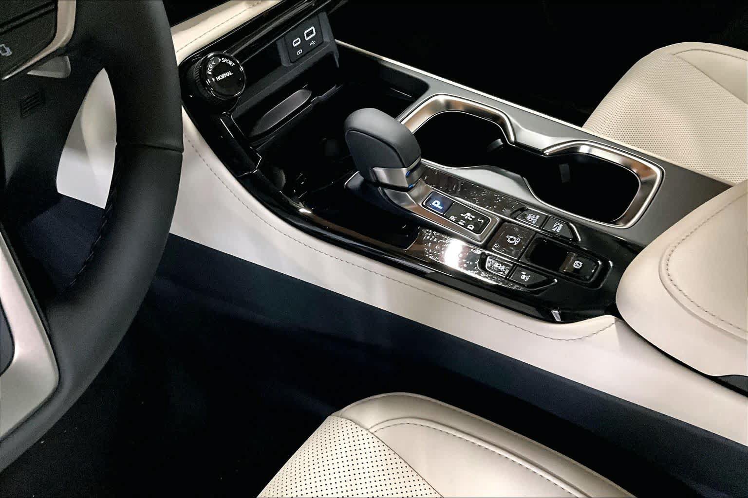 New 2026 Lexus NX 450h+ AWD w/ Luxury Package image 8