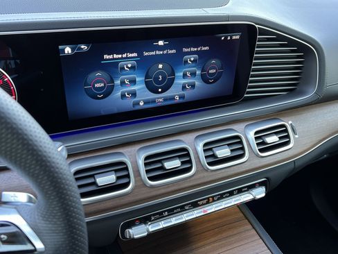 New 2026 Mercedes-Benz GLS 450 GLS 450 image 19