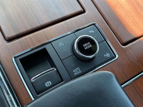 Used 2021 Lincoln Navigator Reserve AWD/4WD image 22