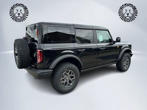 New 2025 Ford Bronco Badlands image 5
