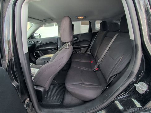 Used 2018 Jeep Compass Sport w/ Cold Weather Group image 12