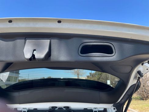 Used 2025 Jeep Compass Limited image 24