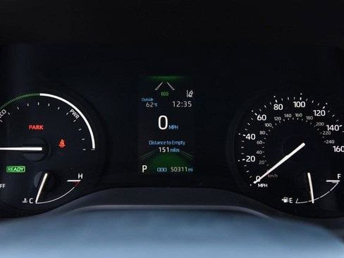 Used 2021 Toyota Sienna XLE w/ XLE Plus Package image 12