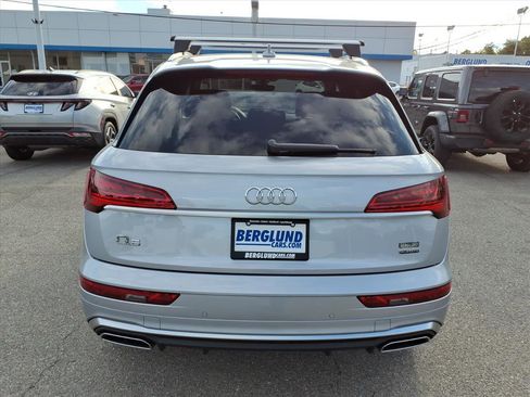 Used 2023 Audi Q5 2.0T Premium w/ Convenience Package AWD/4WD image 5
