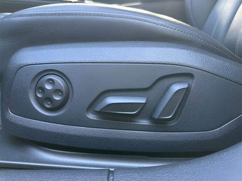 Used 2025 Audi A5 2.0T Premium Plus w/ Premium Plus image 18