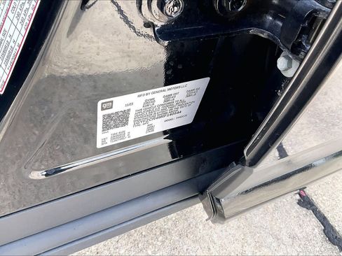 Used 2024 Cadillac XT4 Premium Luxury image 36