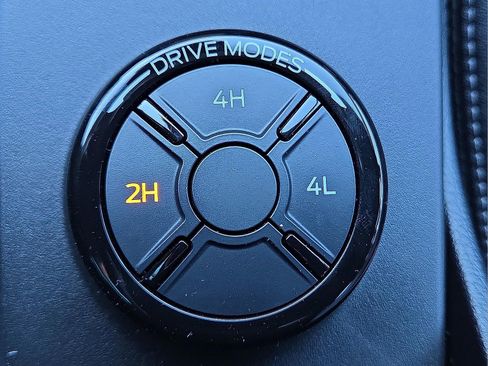 New 2025 Ford Ranger Lariat w/ FX4 Off-Road Package image 19