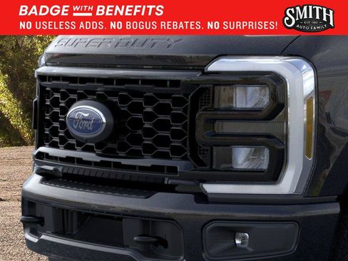 New 2026 Ford F250 XL w/ STX Appearance Package AWD/4WD image 18