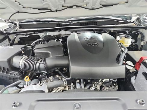 Used 2023 Toyota Tacoma SR image 17