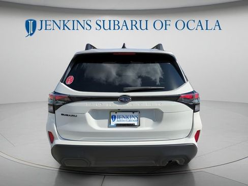 Used 2026 Subaru Forester Premium AWD/4WD image 4