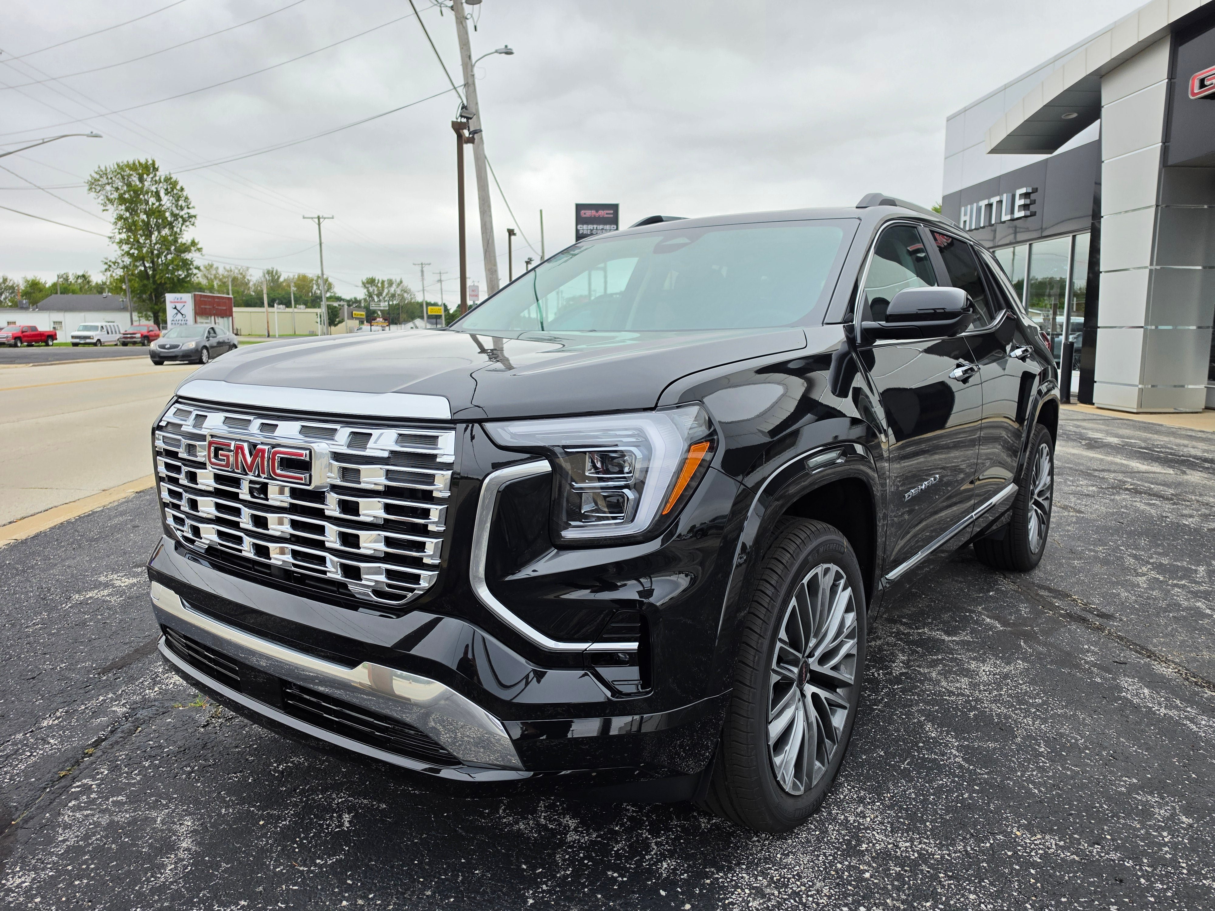 New 2027 GMC Terrain Denali AWD/4WD image 1