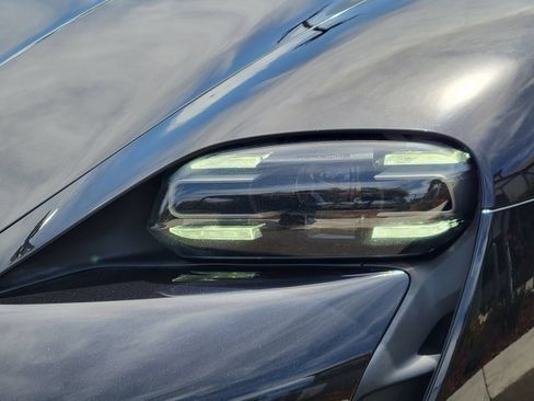 Certified 2023 Porsche Taycan w/ Premium Package RWD image 33