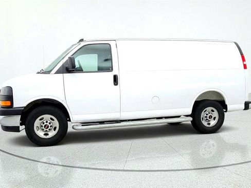 Used 2025 GMC Savana 2500 w/ Driver Convenience Package RWD image 8