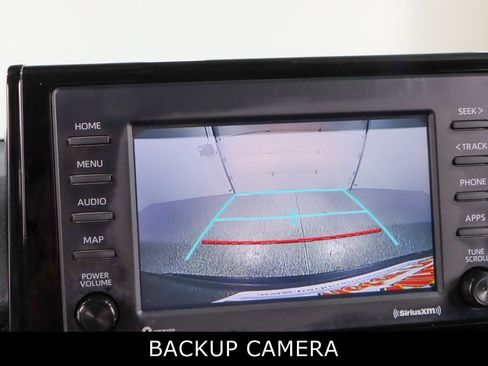 Used 2022 Toyota RAV4 LE AWD/4WD image 18