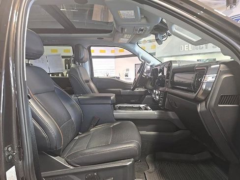 Used 2025 Ford F350 Lariat w/ Lariat Ultimate Package image 42