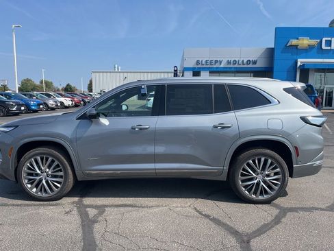 New 2026 Buick Enclave Avenir w/ Super Cruise Package AWD/4WD image 11
