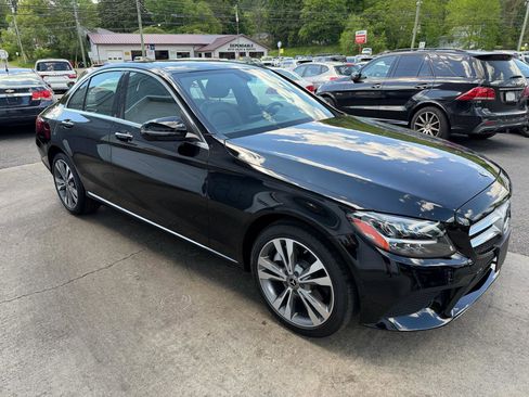 Used 2021 Mercedes-Benz C 300 4MATIC Sedan image 3
