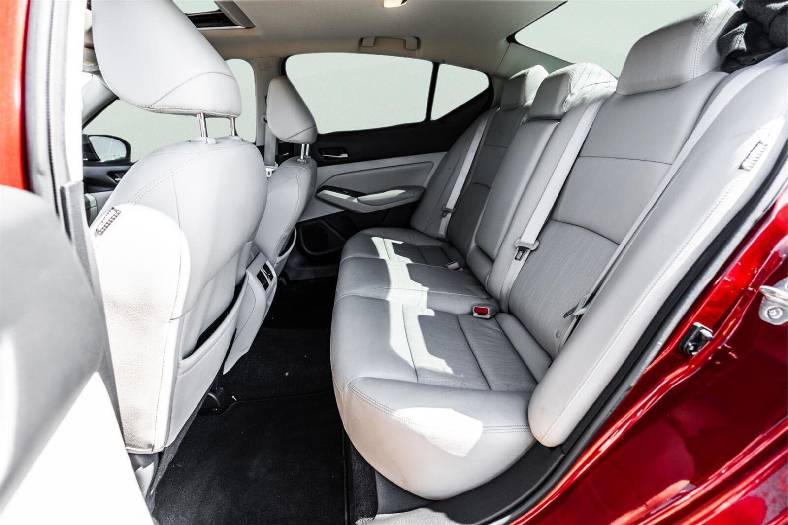 Used 2019 Nissan Altima 2.5 Platinum FWD image 20