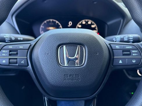 Certified 2026 Honda HR-V LX image 15